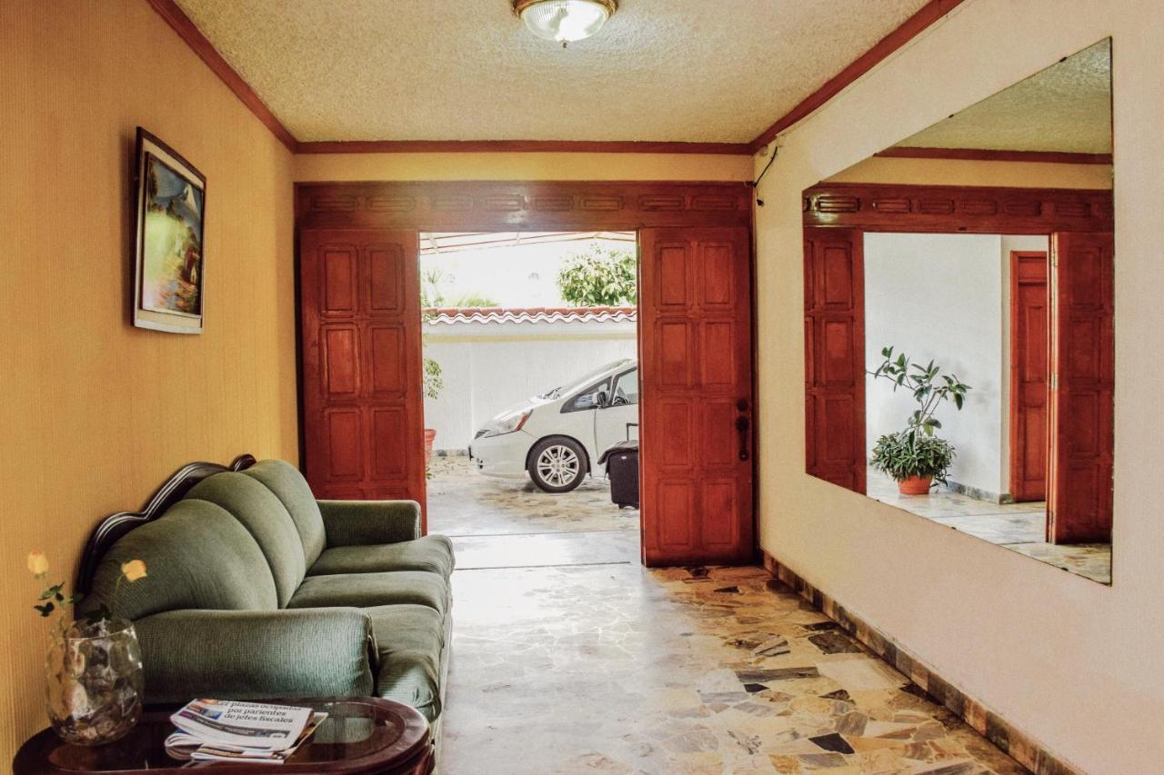 Hotel Santa Elena Antiguo Cuscatlán Dış mekan fotoğraf